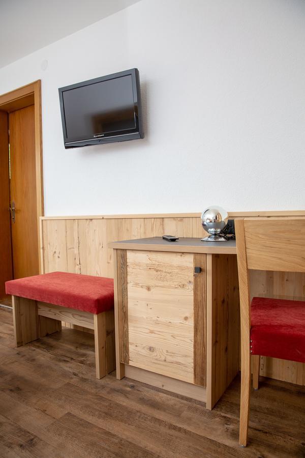 Pension Alpenrose Серфаус Экстерьер фото